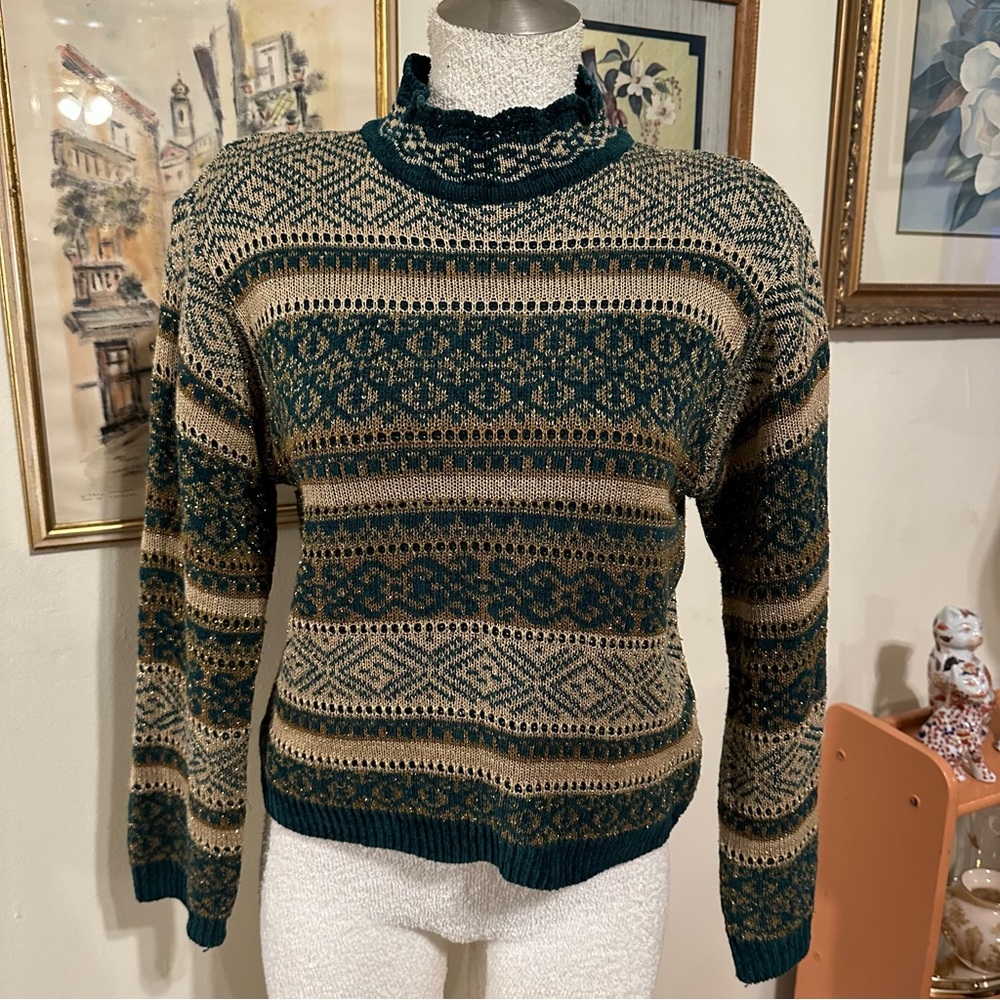 Vintage LizSport small green and gold knit sweater
